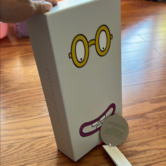 Stella McCartney kids long sleeve onesie gift set ! NWT set of 7 sz 18th - Picture 7 of 7